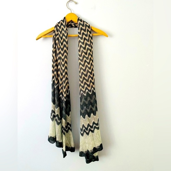 Charming Charlie Multicolor Chevron Pattern Metallic Scarf Zig Zag Light Scarf - Picture 1 of 5